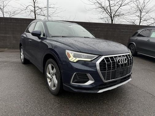 2019 Audi Q3 2.0T Premium Plus