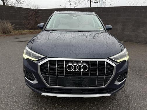 2019 Audi Q3 2.0T Premium Plus