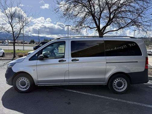 2023 Mercedes-Benz Metris Base