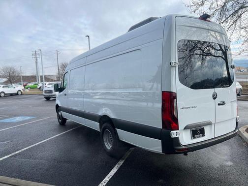 2024 Mercedes-Benz Sprinter 3500XD High Roof