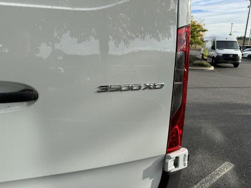 2024 Mercedes-Benz Sprinter 3500XD Standard Roof