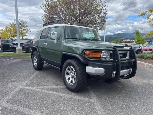 Army Green 2011 Toyota FJ Cruiser Base