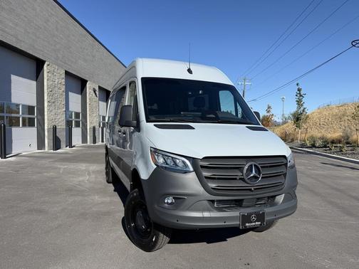 2026 Mercedes-Benz Sprinter 2500 Standard Roof