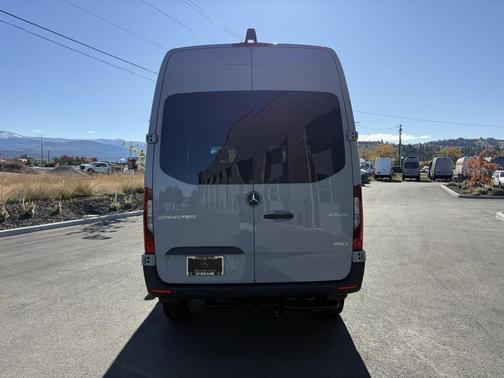 2026 Mercedes-Benz Sprinter 2500 Standard Roof