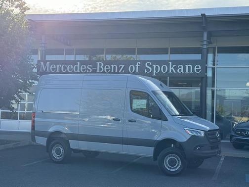 2025 Mercedes-Benz Sprinter 2500 Standard Roof