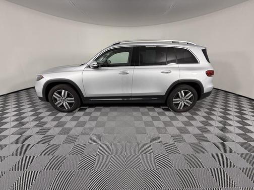2023 Mercedes-Benz EQB 300 4MATIC