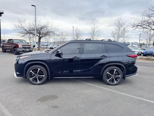 2021 Toyota Highlander XSE