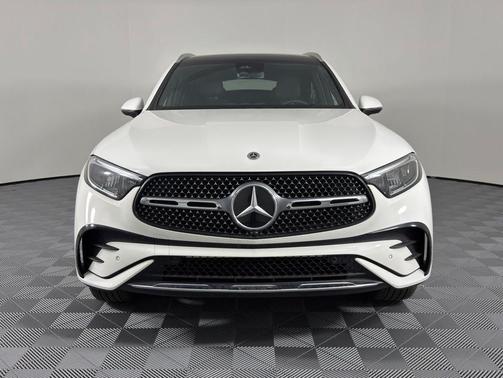 2025 Mercedes-Benz GLC 300 4MATIC