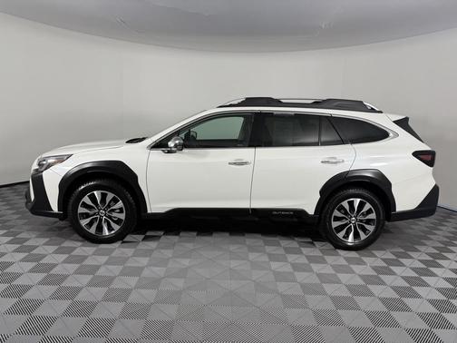 2023 Subaru Outback Touring XT