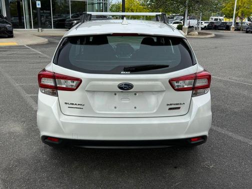 Crystal White Pearl 2017 Subaru Impreza 2.0i Sport