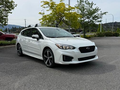 Crystal White Pearl 2017 Subaru Impreza 2.0i Sport