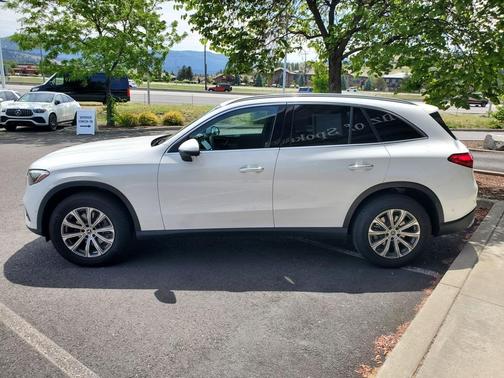 2024 Mercedes-Benz GLC 300 4MATIC