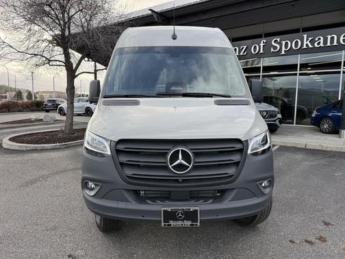 2025 Mercedes-Benz Sprinter 2500 Standard Roof