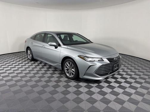 Celestial Silver Metallic 2021 Toyota Avalon XLE