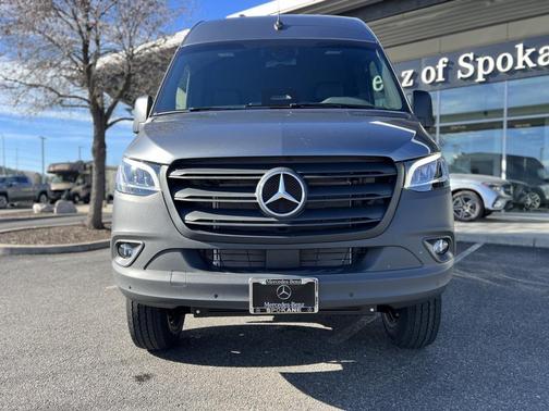 2025 Mercedes-Benz Sprinter 2500 Standard Roof