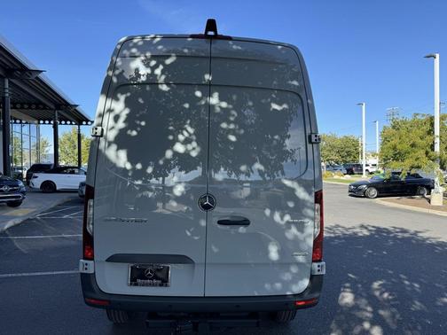 2025 Mercedes-Benz Sprinter 2500 Standard Roof