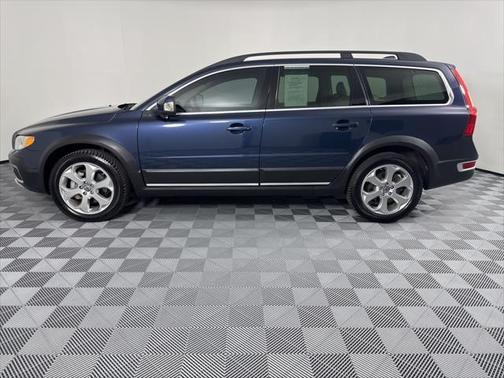 2010 Volvo XC70 T6