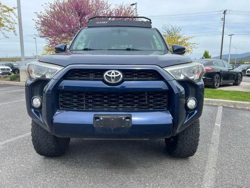 Nautical Blue Metallic 2018 Toyota 4Runner SR5 Premium