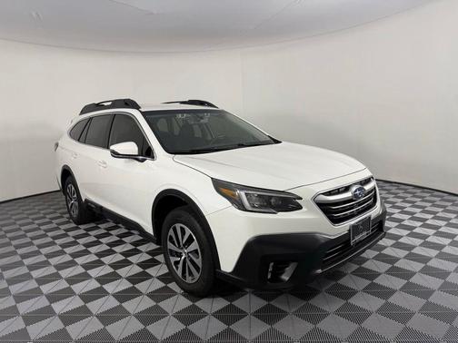 Crystal White Pearl 2021 Subaru Outback Premium