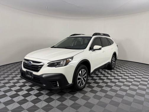 Crystal White Pearl 2021 Subaru Outback Premium