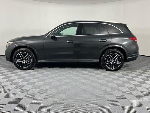 2025 Mercedes-Benz GLC 300 4MATIC