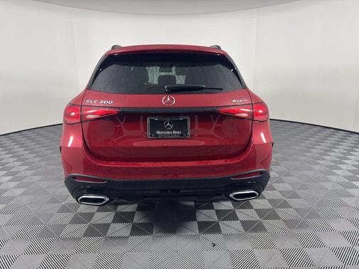 MANUFAKTUR Patagonia Red Metallic 2026 Mercedes-Benz GLC 300 4MATIC