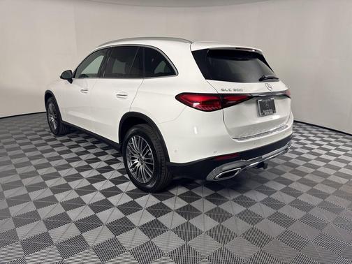 Polar White 2026 Mercedes-Benz GLC 300 4MATIC