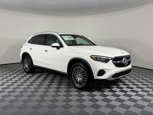 Polar White 2026 Mercedes-Benz GLC 300 4MATIC