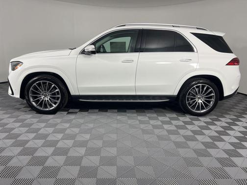 Polar White 2026 Mercedes-Benz GLE 350 4MATIC