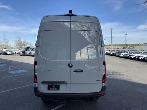 2025 Mercedes-Benz Sprinter 2500 Standard Roof