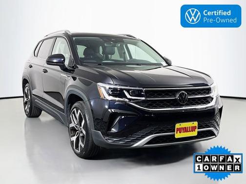 Deep Black Pearl Effect 2023 Volkswagen Taos 1.5T SEL