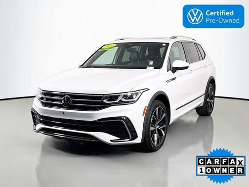 Oryx White Pearl Effect 2022 Volkswagen Tiguan 2.0T SEL R-Line