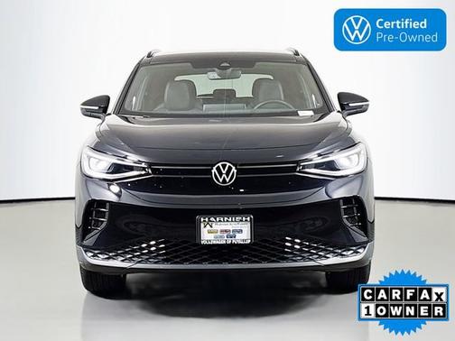 Deep Black Pearl Effect 2023 Volkswagen ID.4 Pro S