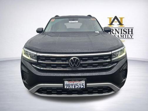 Deep Black Pearl Effect 2022 Volkswagen Atlas 3.6 SE w/ Technology