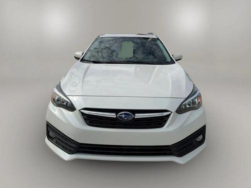 Crystal White Pearl 2020 Subaru Impreza Premium 5-Door