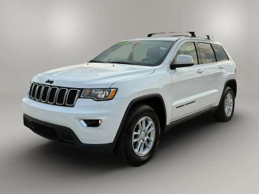 Bright White Clearcoat 2018 Jeep Grand Cherokee Laredo