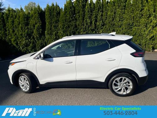 White 2023 Chevrolet Bolt EUV LT Hatchback 4D