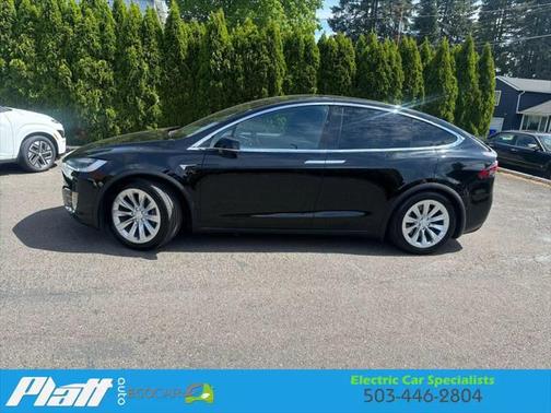 2018 Tesla Model X 75D Sport Utility 4D