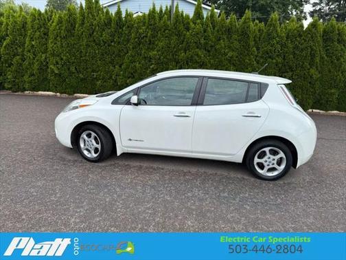 2013 Nissan Leaf SV Hatchback 4D