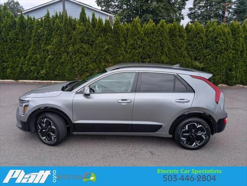 2023 Kia Niro EV Wind Wagon 4D