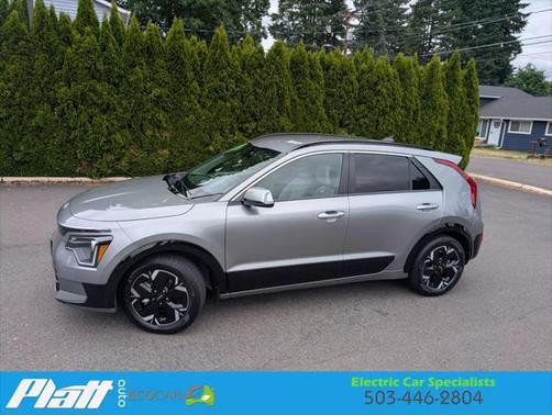 2023 Kia Niro EV Wind Wagon 4D