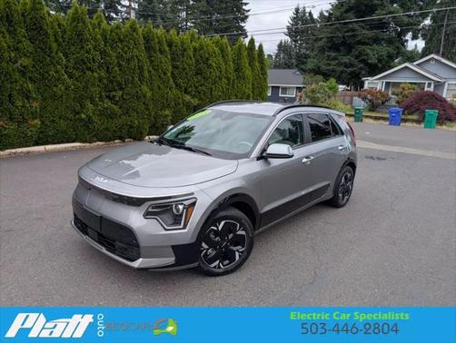2023 Kia Niro EV Wind Wagon 4D