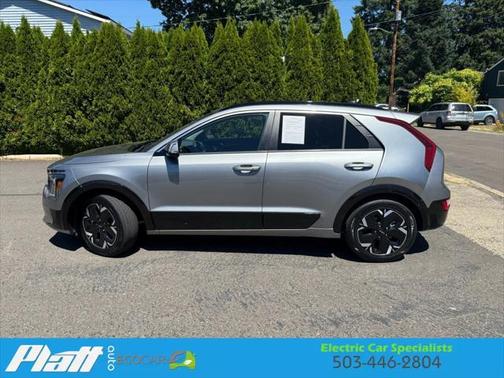 2023 Kia Niro EV Wind Wagon 4D