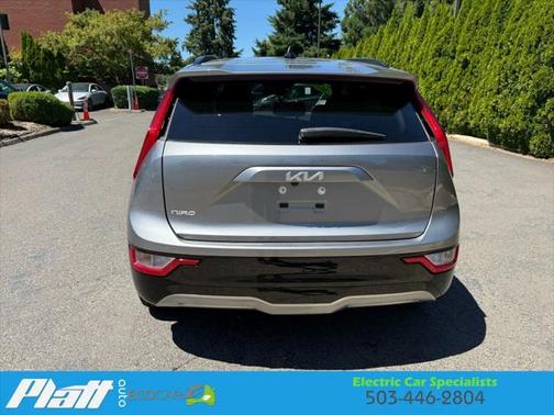 2023 Kia Niro EV Wind Wagon 4D