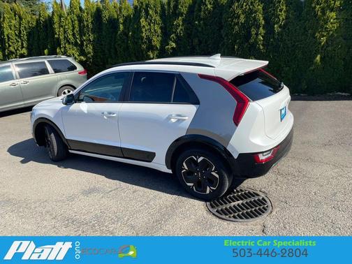 2023 Kia Niro EV Wave Wagon 4D