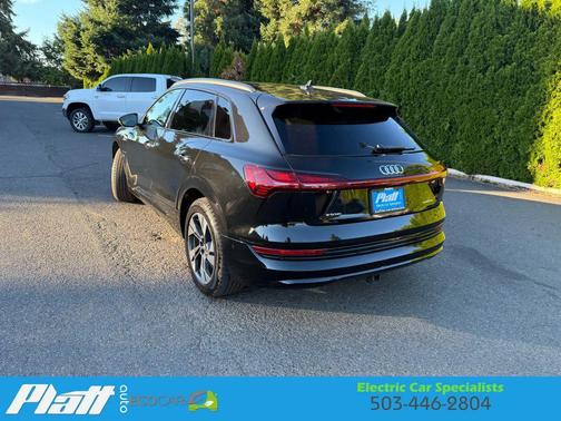 2021 Audi e-tron Premium