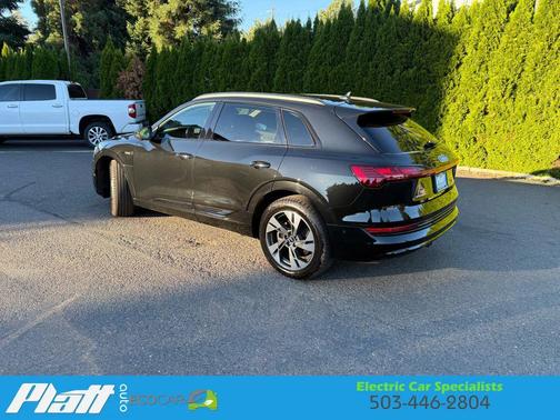 2021 Audi e-tron Premium