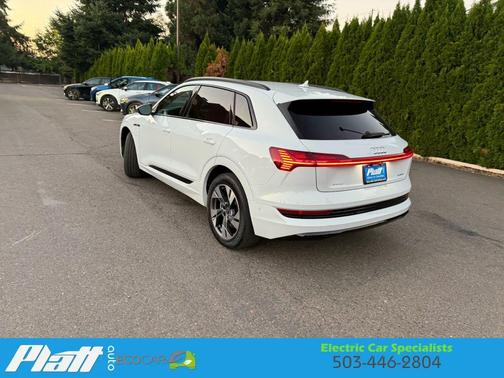 2021 Audi e-tron Premium