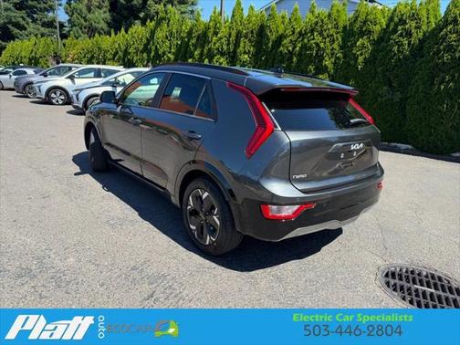 2024 Kia Niro EV Wind Wagon 4D