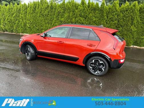 2023 Kia Niro EV Wind Wagon 4D
